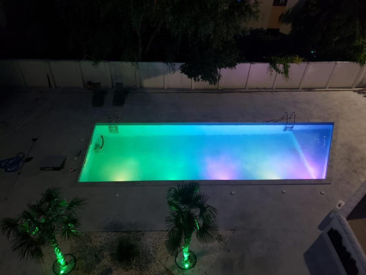 Sunrise Luxury Apartments Navodari Ngoại thất bức ảnh