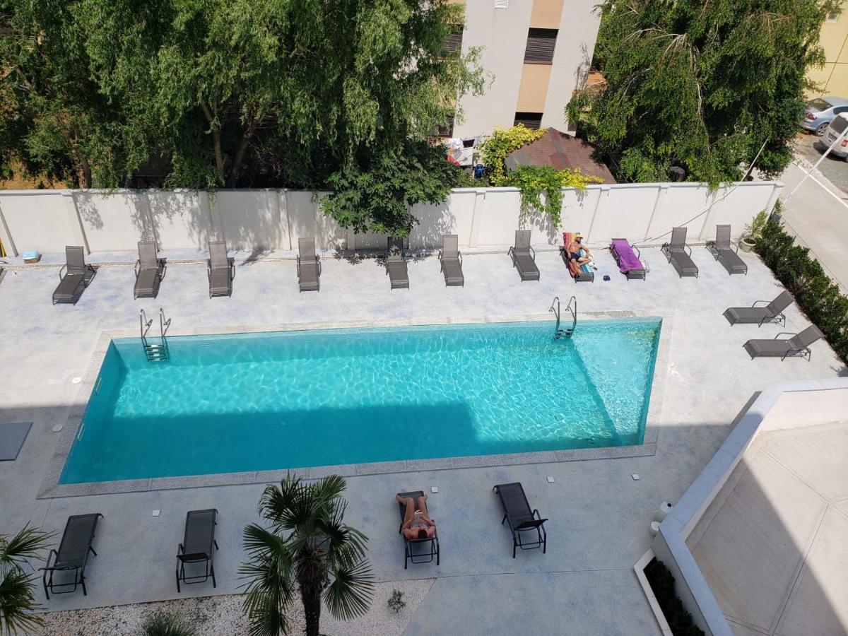 Sunrise Luxury Apartments Navodari Ngoại thất bức ảnh