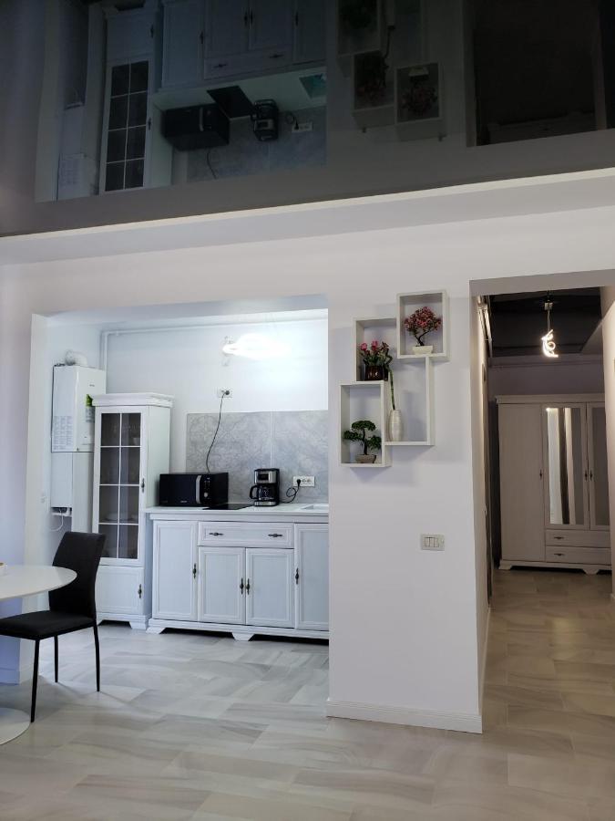 Sunrise Luxury Apartments Navodari Ngoại thất bức ảnh